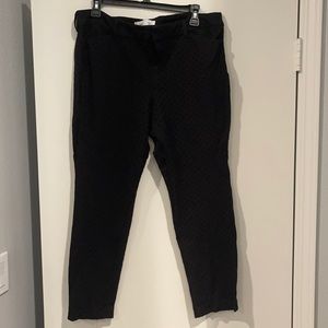 Old Navy, pixie Ankle cut, black and polka dots